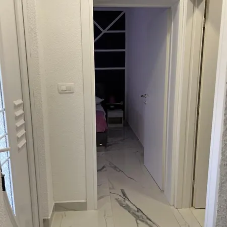 Vujcic 2 Apartment *